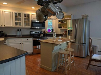 44 Burleigh St, Waterville, ME 04901 - photo 3