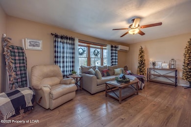 552 Woodlawn Ave, Mountain Top, PA 18707 - photo 7