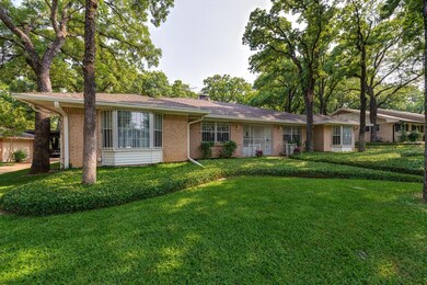 712 King Dr, Bedford, TX 76022 - photo 5