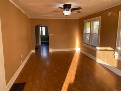 1906 S Walnut St, Muncie, IN 47302 - photo 4