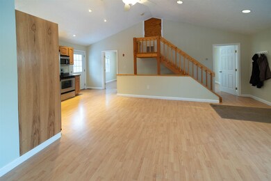 28 Pinnacle Rd, Campton, NH 03223 - photo 3