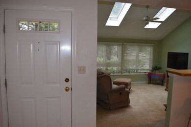 136 Brickett Hill Cir, Haverhill, MA 01830 - photo 2