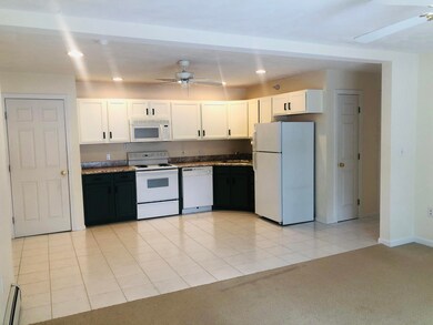 9 Stoneridge Ln unit 17, York, ME 03909 - photo 7