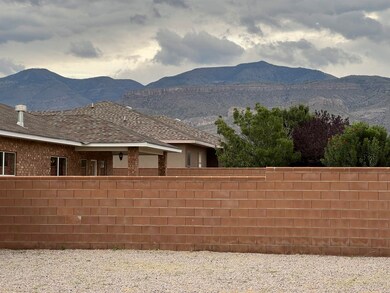 942 Hermoso El Sol, Alamogordo, NM 88310 - photo 2