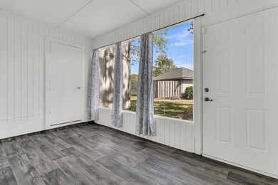 CREM - 902 Greenmeadow-7
