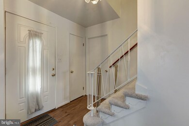 1200 Raydale Ct, Hyattsville, MD 20783 - photo 4