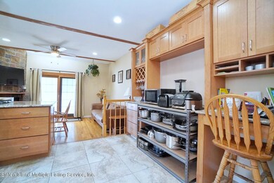 69 Roswell Ave, Staten Island, NY 10314 - photo 6