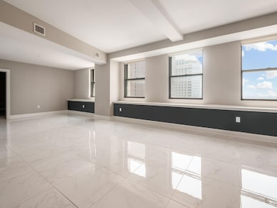 013_ W Broad St Unit 2701 020