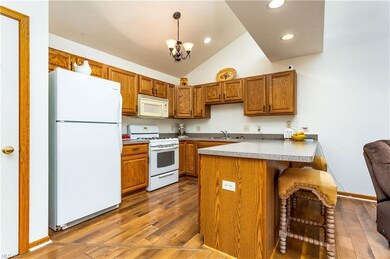 14 Canterbury Cir unit 17, Oberlin, OH 44074 - photo 6