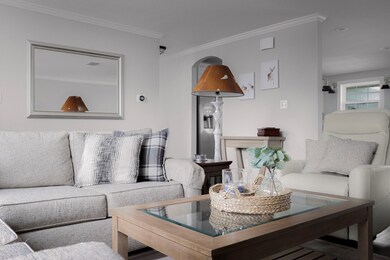 902 N Adams St, Fredericksburg, TX 78624 - photo 2