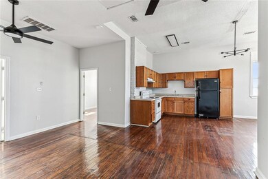 2403 Dumaine St unit B, New Orleans, LA 70119 - photo 2
