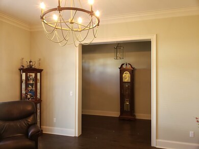 Foyer entrance to DR