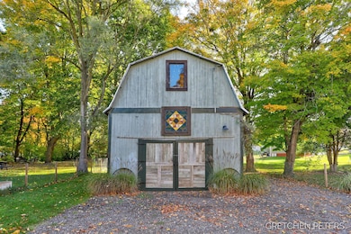 8-web-or-mls-621-s-main-st