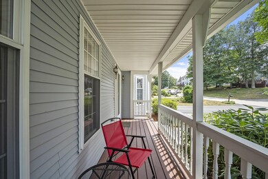 9 Grasmere Ln unit U352, Nashua, NH 03063 - photo 3