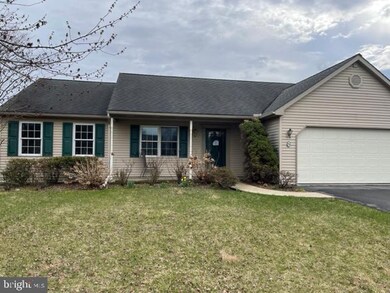 25 Springhouse Dr, Myerstown, PA 17067 - photo 2