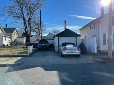 11 Jeffers St, Pawtucket, RI 02860 - photo 4