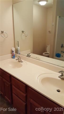 Double Vanity Bathroom
