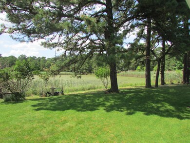 154 Castleton Dr, Toms River, NJ 08757 - photo 2