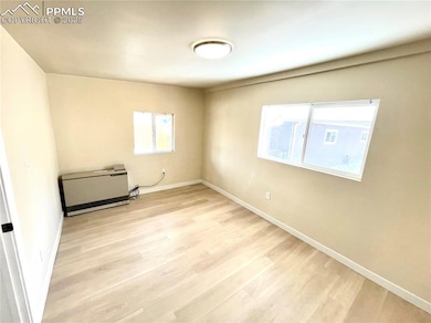 517 Yuma St, Colorado Springs, CO 80909 - photo 5