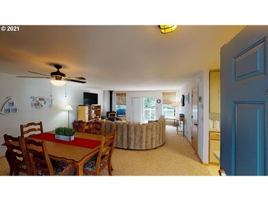 1455 Seacrest Ln unit 4, Brookings, OR 97415 - photo 3