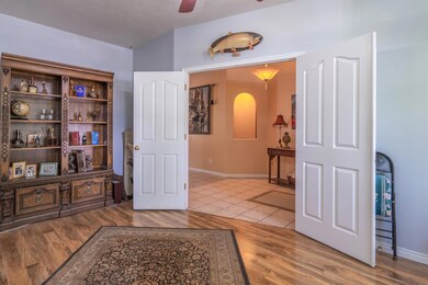 2332 E 440 N Cir-014