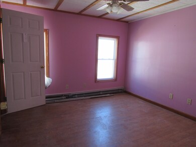 107 Mannering St, Berlin, NH 03570 - photo 5