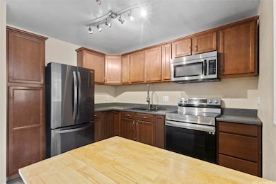 92-1226 Makakilo Dr unit 6, Kapolei, HI 96707 - photo 2