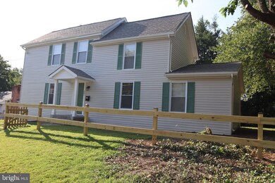 6801 Duluth St, Hyattsville, MD 20785 - photo 3