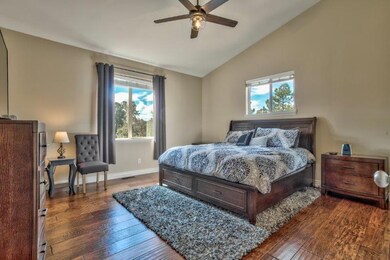 Master Bedroom (1)