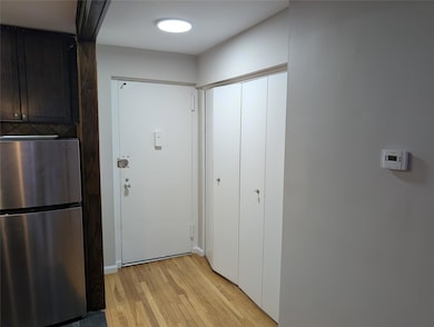 The Homestead Owners Corp unit 311, Hartsdale, NY 10530 - photo 2