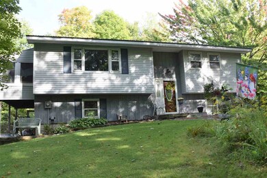 835 Hillview Rd, Richmond, VT 05477 - photo 2