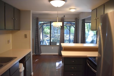 113 Inverness Ct unit C, Kalamazoo, MI 49006 - photo 3