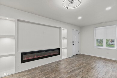 630 W Cross St, Austin, IN 47102 - photo 6