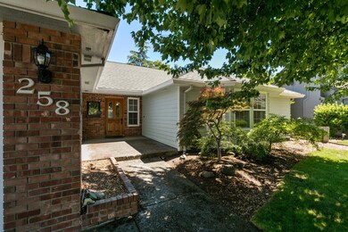 258 Tiffany Ave, Central Point, OR 97502 - photo 6