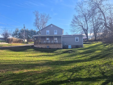 116 Red Star Hill Rd unit 116, Oak Hill, WV 25901 - photo 3