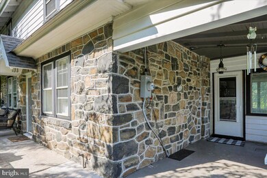 131 Wegman Rd, Reading, PA 19606 - photo 3