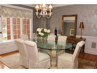 Bright, open dining Room