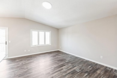 2584 76th St E, Inver Grove Heights, MN 55076 - photo 4