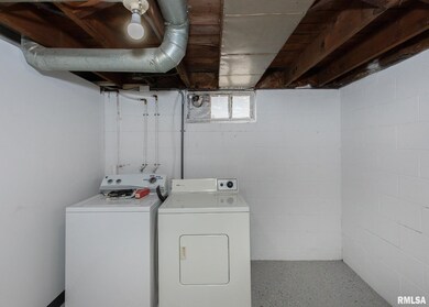 2508 Washington St, Davenport, IA 52804 - photo 5