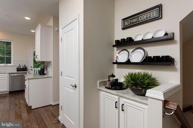 2816 Etley Ct unit 13, Hanover, MD 21076 - photo 5