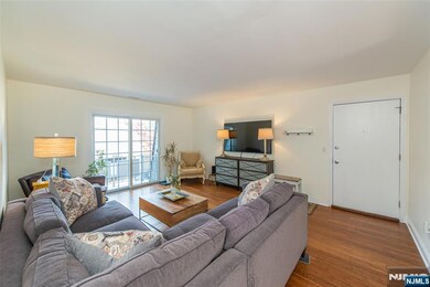 271 Collignon Way unit 8B, Rivervale, NJ 07675 - photo 4