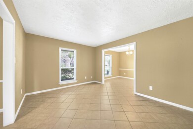 333 Dawn Hill Dr, Friendswood, TX 77546 - photo 5