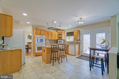 6705 Sutton Oaks Way, Gainesville, VA 20155 - photo 7