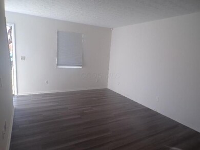 2250 Webster Canyon Ct, Columbus, OH 43229 - photo 5