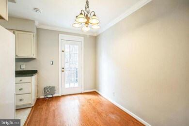2715 S Walter Reed Dr unit C, Arlington, VA 22206 - photo 5