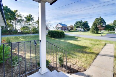 32 Oak St, Fishersville, VA 22939 - photo 4