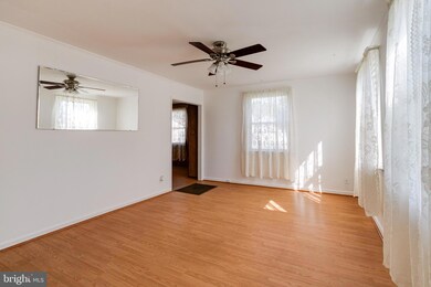 8141 Cornwall Rd, Dundalk, MD 21222 - photo 3