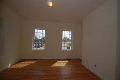 21 Sophie Cir unit 14, Hooksett, NH 03106 - photo 7