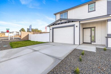 7423 Grapevine Ct, West Richland, WA 99353 - photo 3