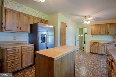 2702 Kenneth Ln, Wilmington, DE 19810 - photo 3